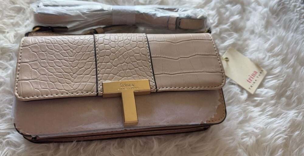 Trina Turk TTT33007CHA Crossbody Bag in Chasmere